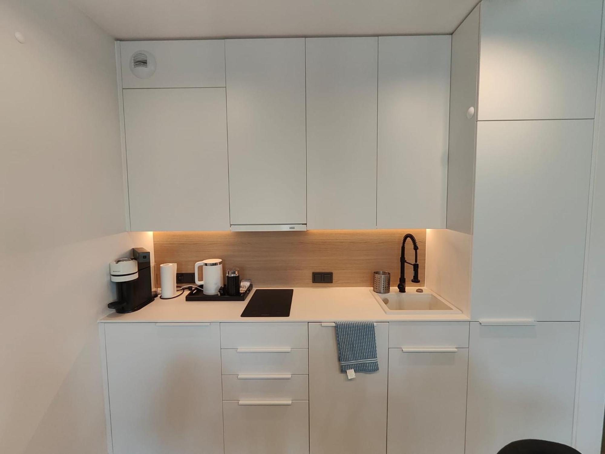 Pinea Apartments โปเบียโรโว ภายนอก รูปภาพ