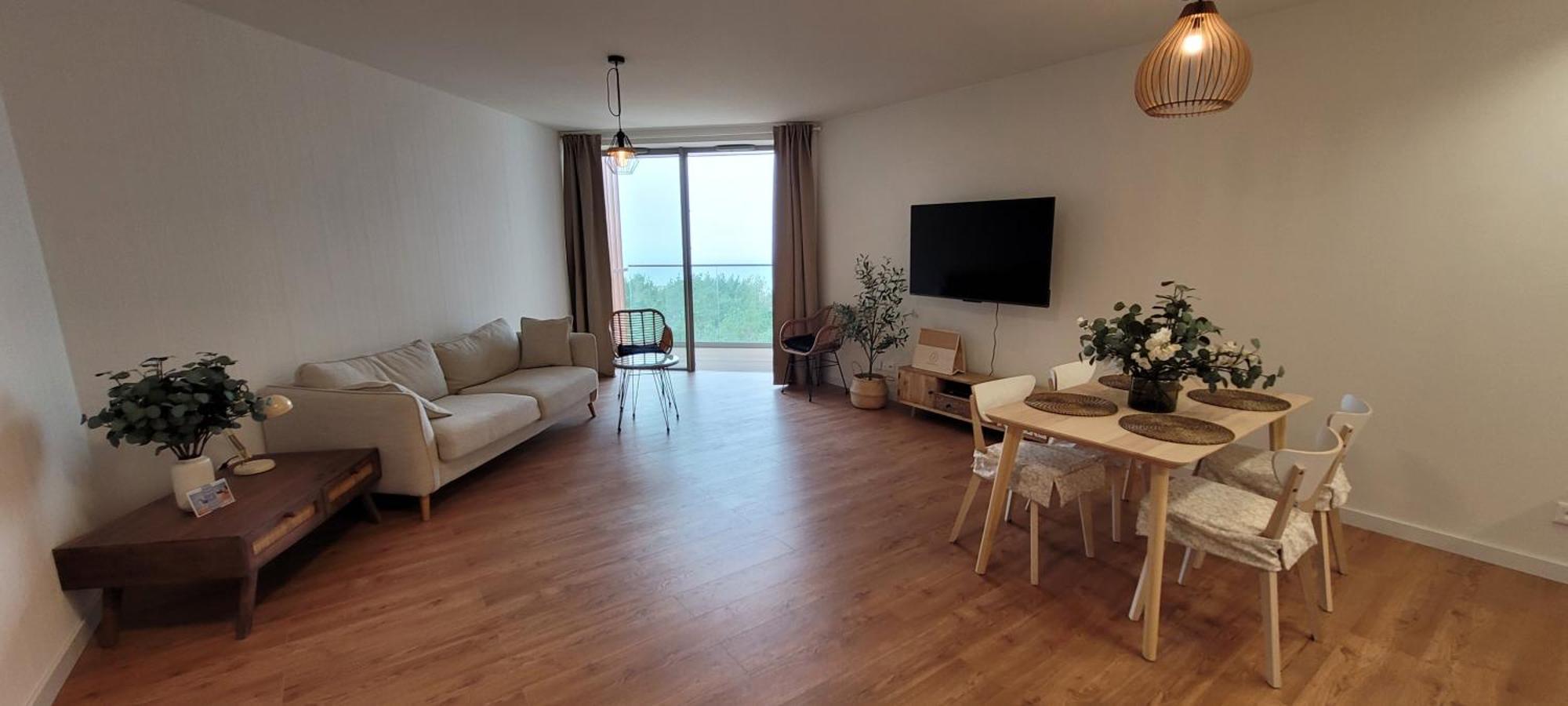 Pinea Apartments โปเบียโรโว ภายนอก รูปภาพ
